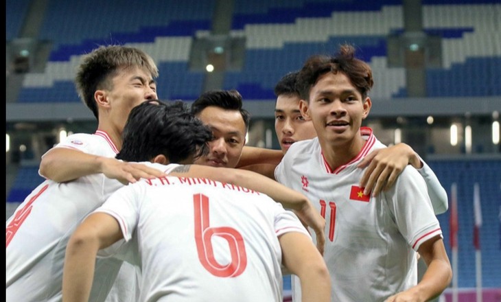 Các CĐV có thể xem U23 Việt Nam thi đấu ở Giải U23 Đông Nam Á trên FPT Play. Các CĐV có thể xem U23 Việt Nam thi đấu ở Giải U23 Đông Nam Á trên FPT Play.