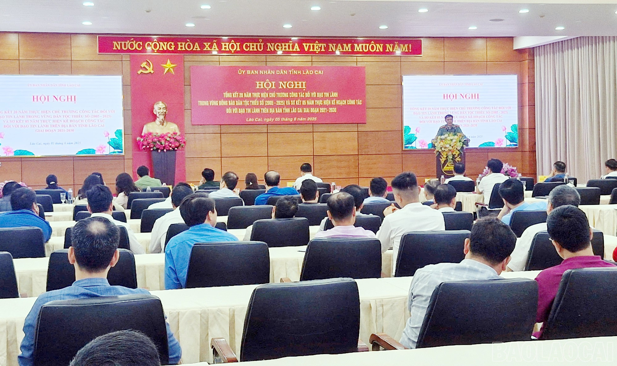Quang cảnh hội nghị. baolaocai-br_1.jpg