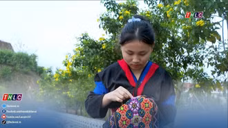 Lý Thị Lầu và tình yêu với hoa văn truyền thống