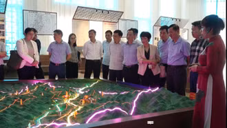 Đoàn công tác liên ngành Trung ương kiểm tra tình hình phát triển đô thị Phố Lu