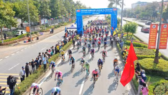 Ấn tượng nội dung đường trường tại Giải đua xe đạp quốc tế “Một đường đua hai quốc gia”