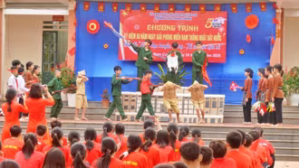 Hấp dẫn Hội thi kể chuyện lịch sử