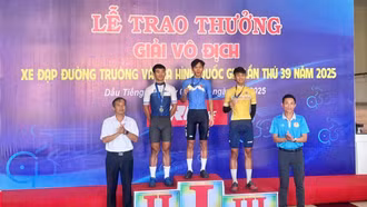 Lào Cai giành Huy chương Vàng đầu tiên tại Giải Vô địch xe đạp đường trường và địa hình Quốc gia năm 2025