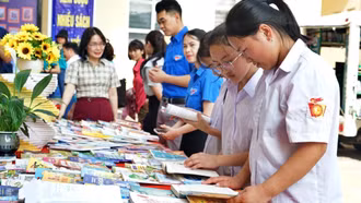 Ngày hội sách và văn hoá đọc năm 2025 tại Mường Khương