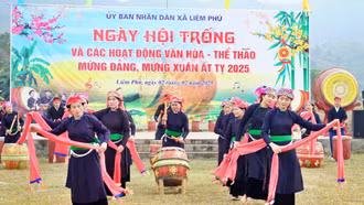 Đặc sắc lễ hội trống Liêm Phú