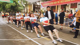 Si Ma Cai Nhất toàn đoàn Giải Vô địch đẩy gậy, kéo co, bắn nỏ tỉnh Lào Cai năm 2025