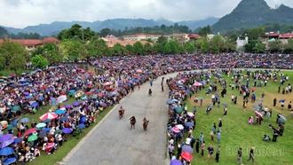 Hơn 20.000 lượt du khách tham dự Festival Cao nguyên trắng Bắc Hà 2025