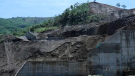 Phấn đấu cuối năm 2025 đưa Nhà máy tuyển quặng Apatit loại III Làng Phúng vào hoạt động 