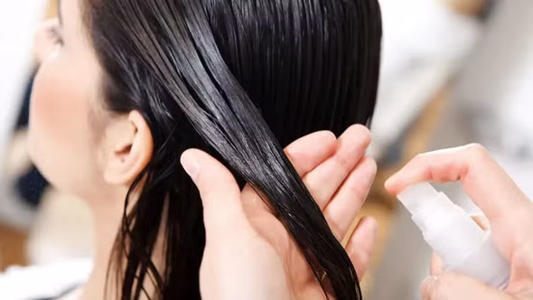 Thu hồi toàn quốc loại xịt dưỡng tóc hương nước hoa nhập khẩu do vi phạm
