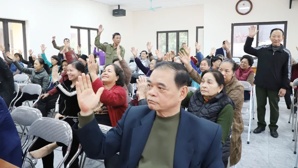 Bí thư Tỉnh ủy Trịnh Việt Hùng nhận được tín nhiệm cao của cử tri nơi cư trú