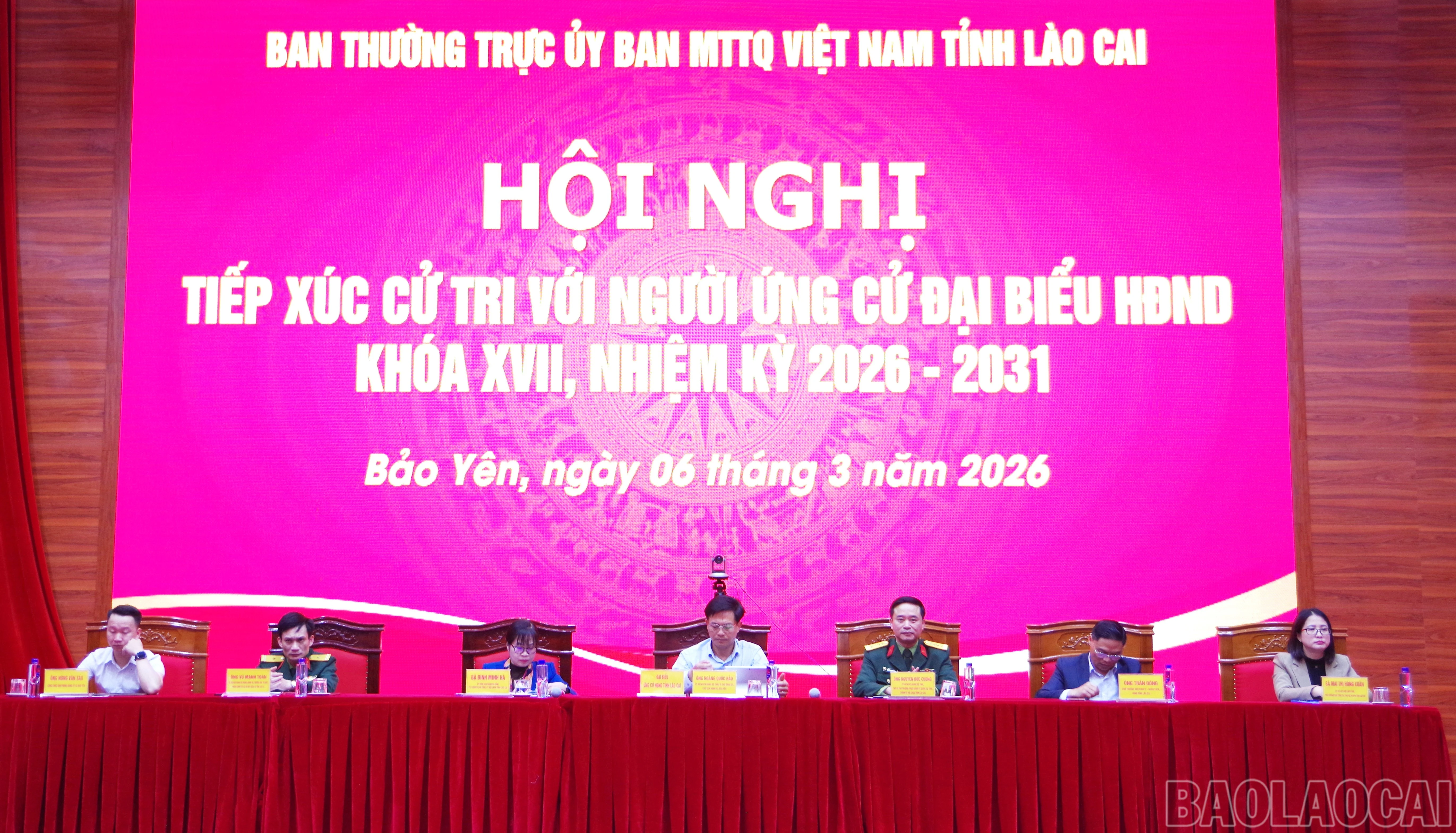 Các ứng cử viên đại biểu HĐND tỉnh nhiệm kỳ 2026 - 2031 dự hội nghị.