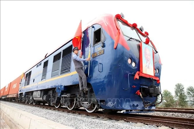 Tàu liên vận quốc tế khởi hành từ ga Kép. Ảnh tư liệu: Đồng Thúy/TTXVN