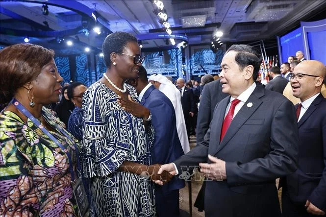 Chủ tịch Quốc hội Trần Thanh Mẫn với Chủ tịch Liên minh Nghị viện Thế giới (IPU) Tulia Ackson.