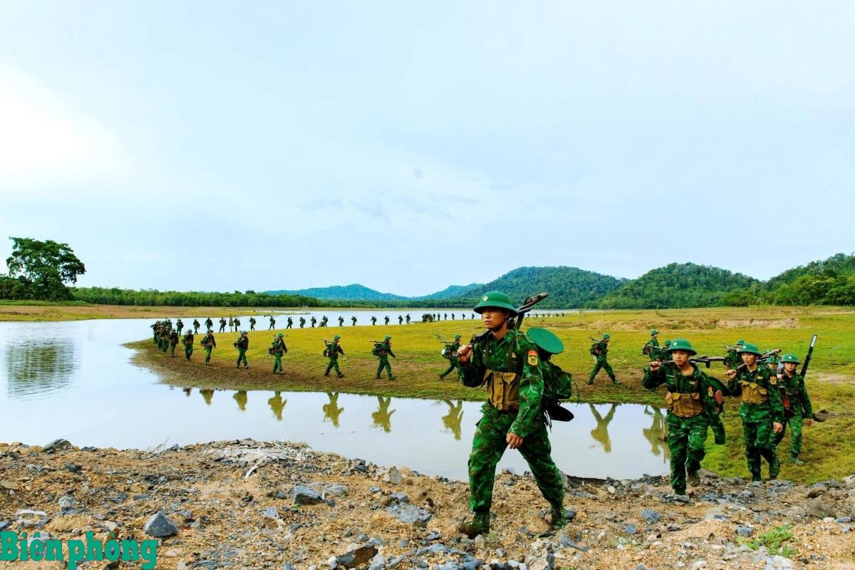 Xây dựng Bộ đội Biên phòng tinh, gọn, mạnh, hoạt động hiệu lực, hiệu quả, tạo bước chuyển vững chắc về chất lượng tổng hợp và sức mạnh chiến đấu.