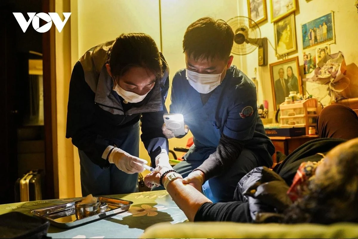 Bộ Y tế yêu cầu tất cả cơ sở khám chữa bệnh phải tổ chức trực 24/24 giờ với 4 cấp trực.