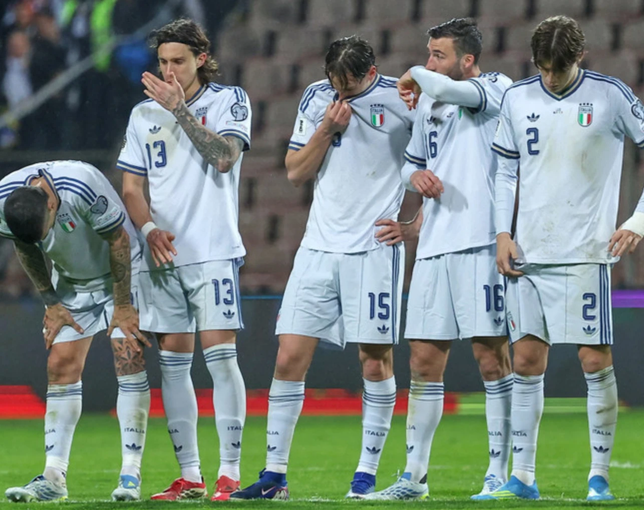 Sự vắng mặt của tuyển Italy để lại không ít tiếc nuối cho người hâm mộ bóng đá thế giới.