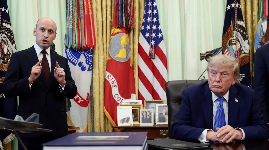 Tổng thống Donald Trump đã ký một sắc lệnh hành pháp nêu rõ các biện pháp thương mại mới nhằm bảo vệ ngành công nghiệp sản xuất polysilicon của Mỹ. (Ảnh: Reuters)