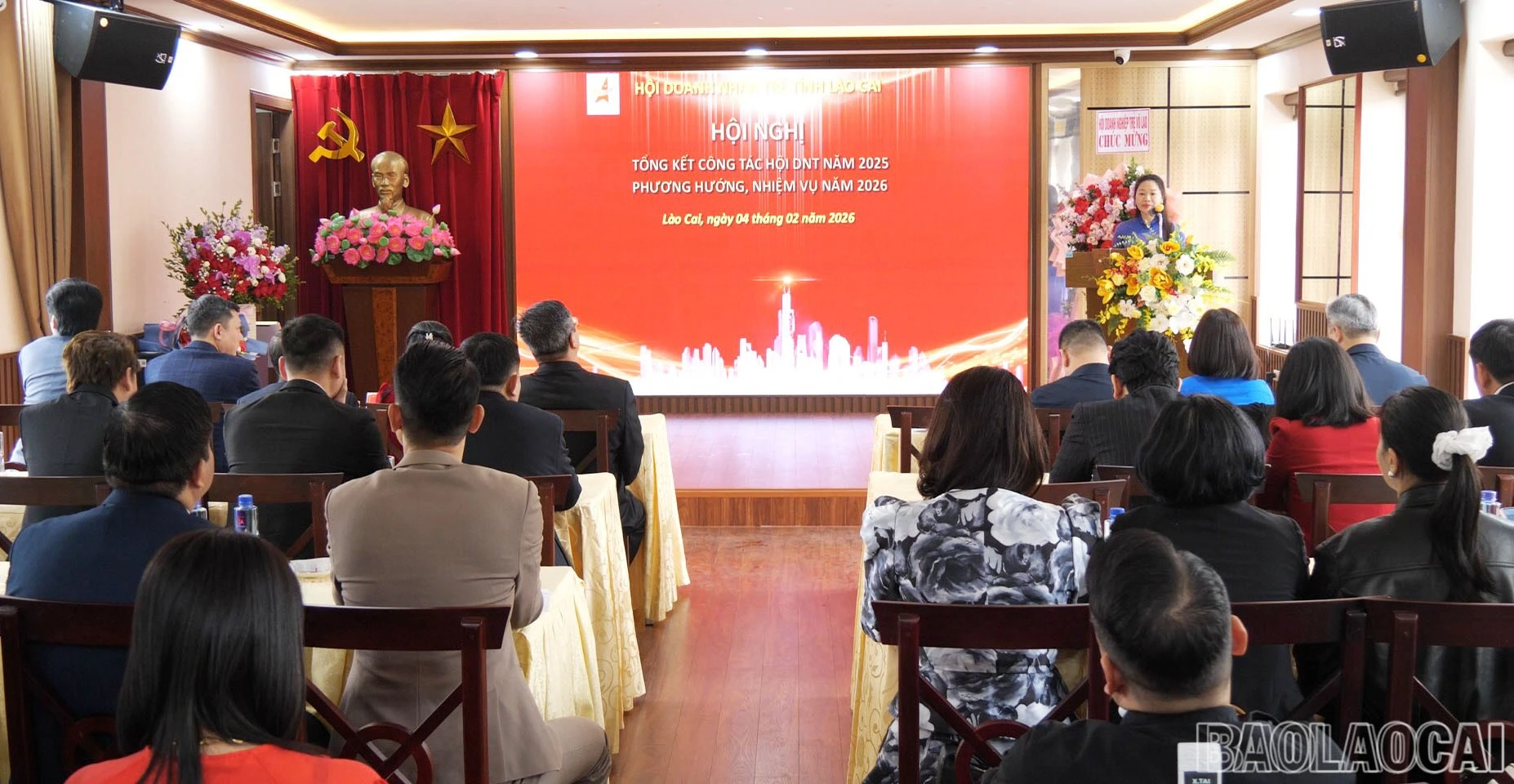 baolaocai-br-doanh-nhan-tre00-28.jpg