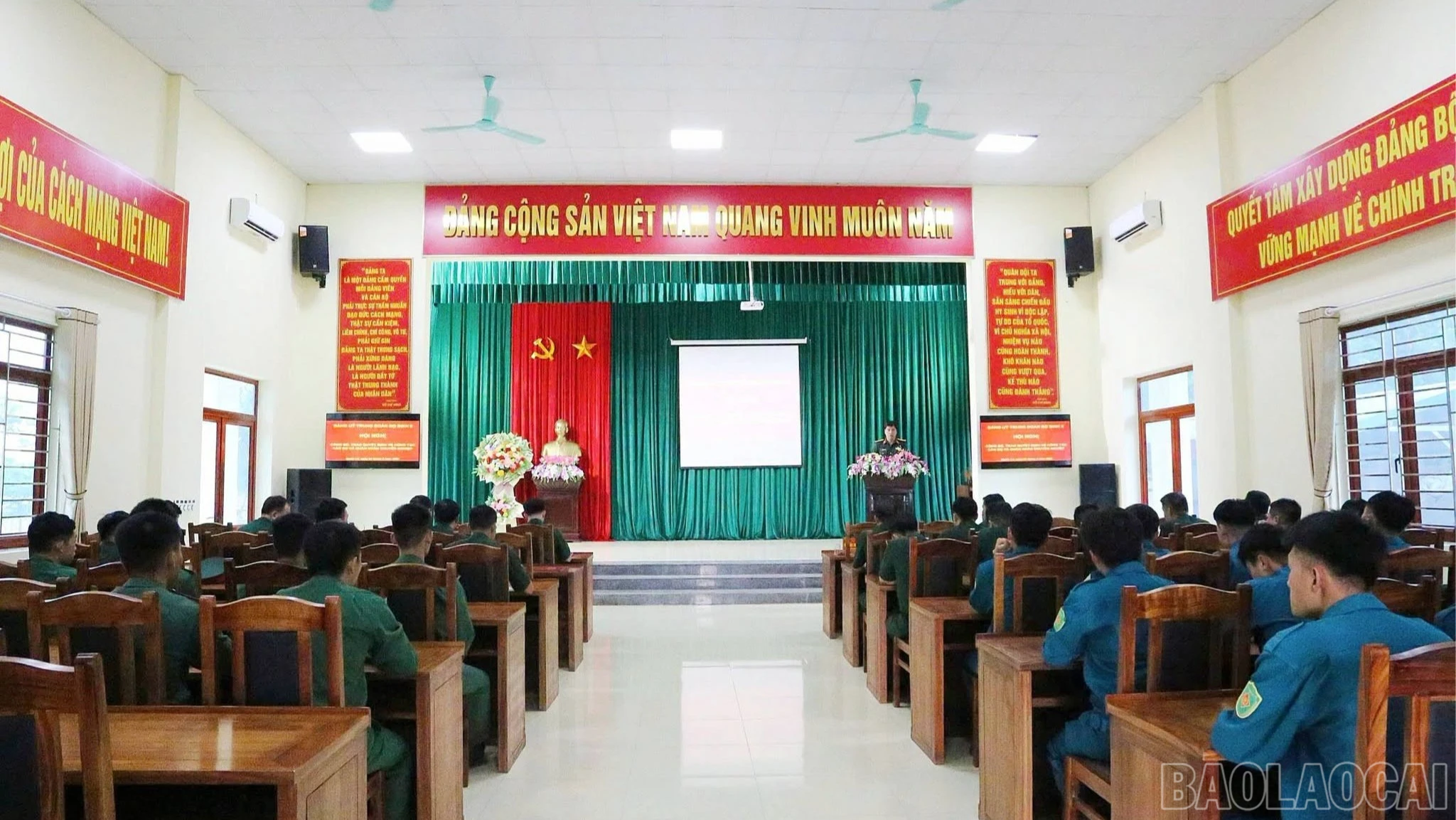 baolaocai-br_quang-canh-trao-qd-3853.jpg
