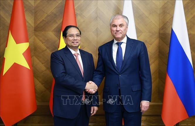 Thủ tướng Phạm Minh Chính hội kiến Chủ tịch Duma Quốc gia Liên bang Nga Vyacheslav Volodin.