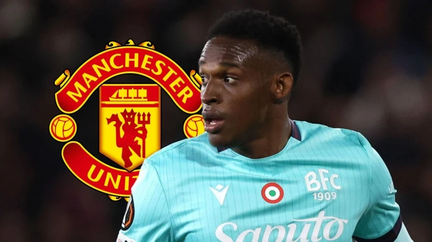 jhon-lucumi-with-man-utd-badge-6a7299f368f3d.png