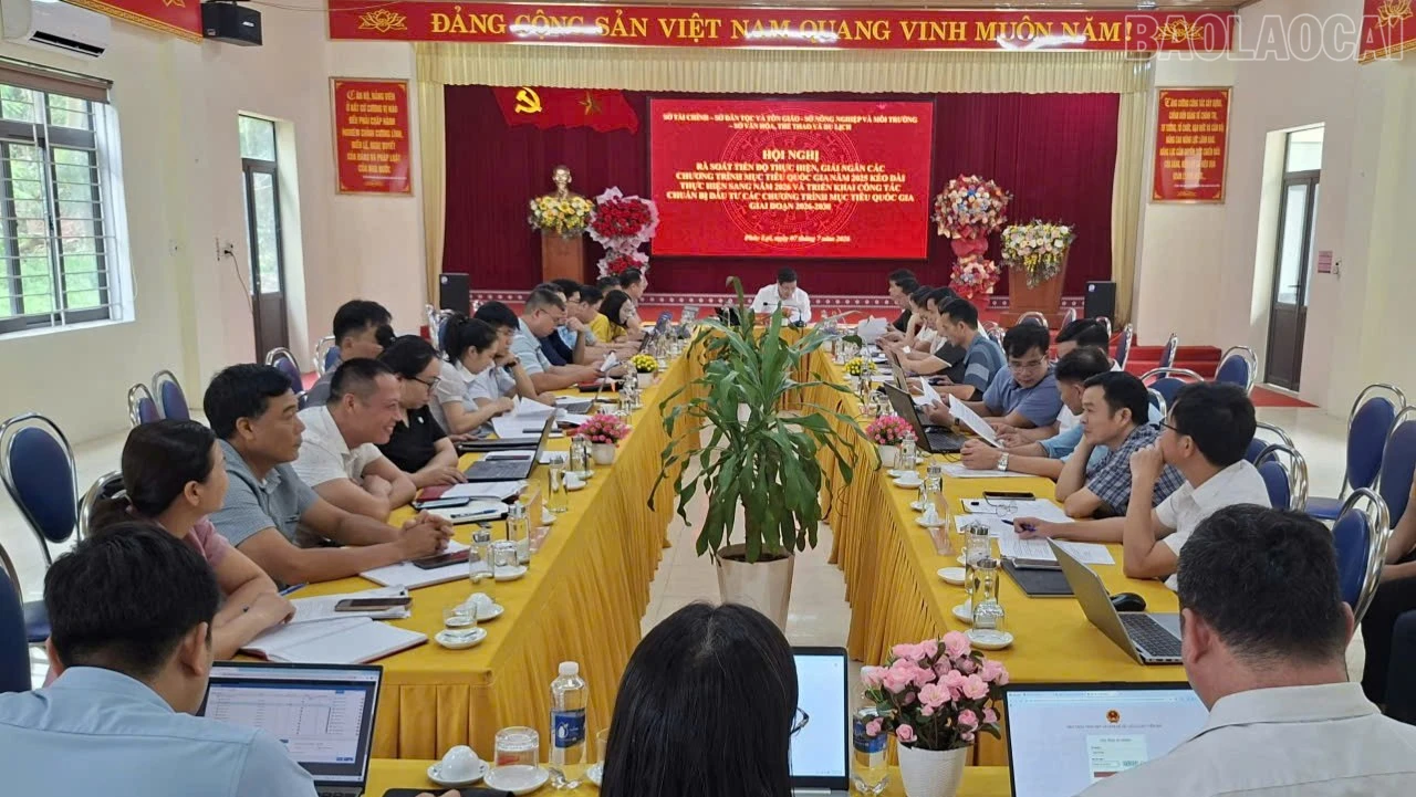 baolaocai-tr_quang-canh-hoi-nghi-9143.jpg