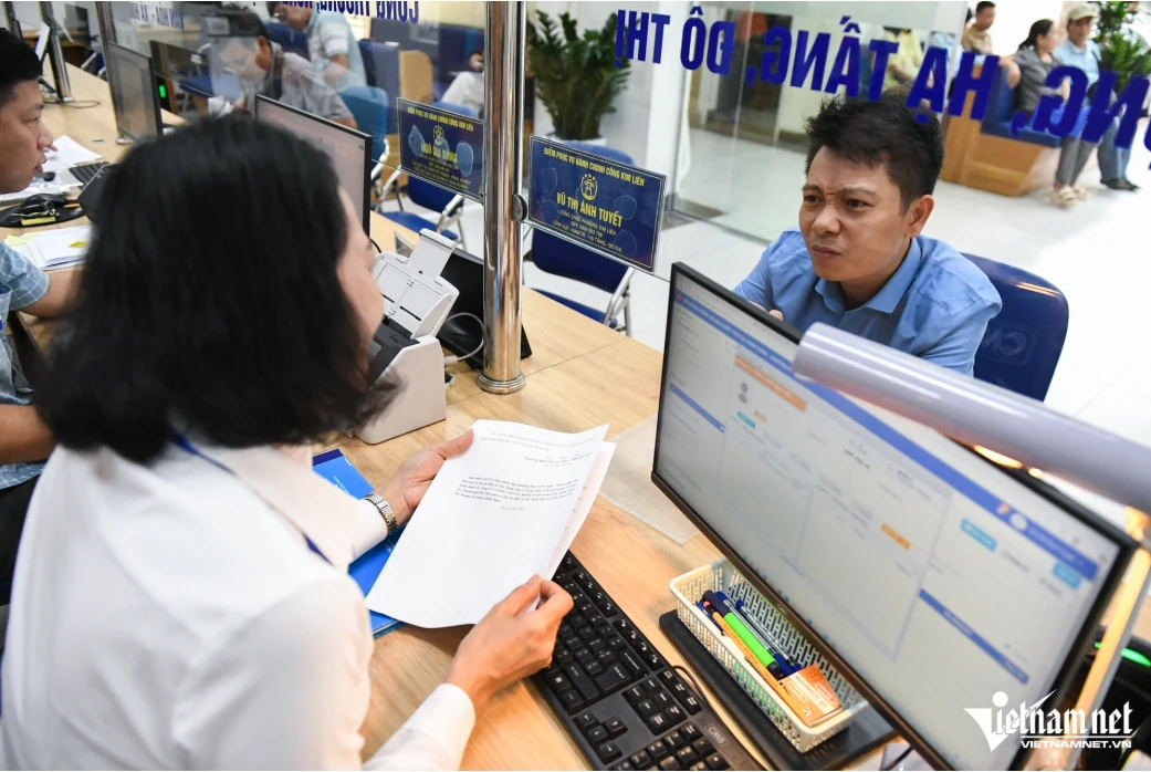 Công chức cấp xã được xếp ngạch theo vị trí việc làm không bắt buộc phải có chứng chỉ bồi dưỡng quản lý nhà nước theo tiêu chuẩn ngạch công chức. Ảnh minh họa: Thạch Thảo