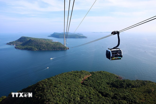 Cáp treo tới Hòn Thơm ở Phú Quốc.