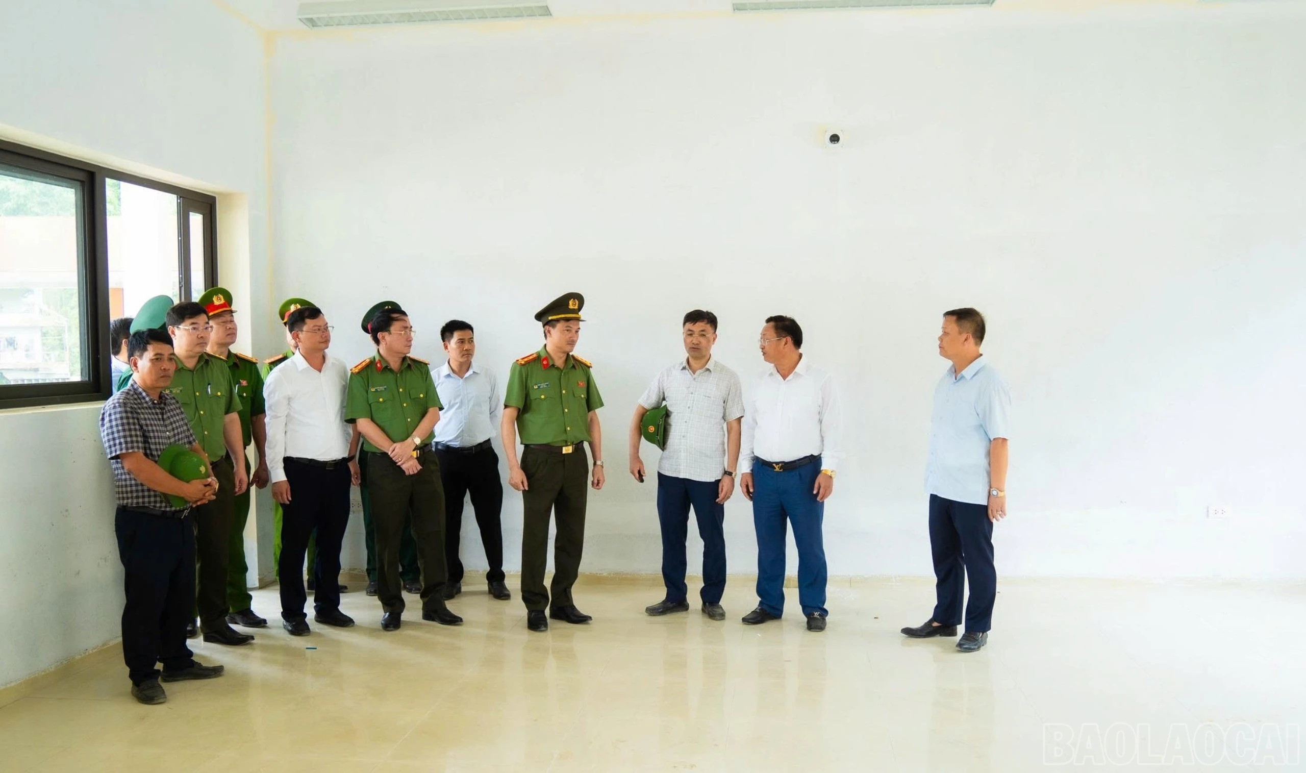 baolaocai-br_tham-kiem-tra-tien-do-thi-cong-truong-noi-tru-1154.jpg