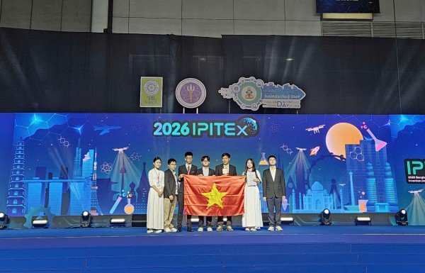 Đoàn Việt Nam đã ghi dấu ấn mạnh mẽ tại IPITEx 2026 với hàng loạt thành tích xuất sắc: 7 huy chương vàng, 1 huy chương bạc, 6 huy chương đồng, 6 giải đặc biệt