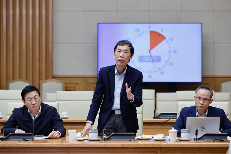 TS. Võ Trí Thành phát biểu.