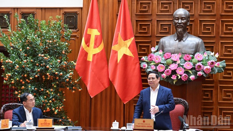 Thủ tướng Phạm Minh Chính chủ trì cuộc họp về bảo đảm an ninh năng lượng.