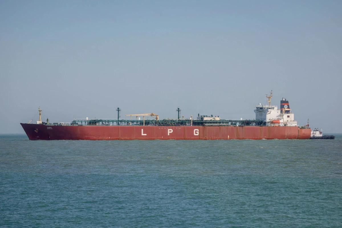 EU ưu tiên ngoại giao, cảnh báo rủi ro toàn cầu từ eo biển Hormuz.