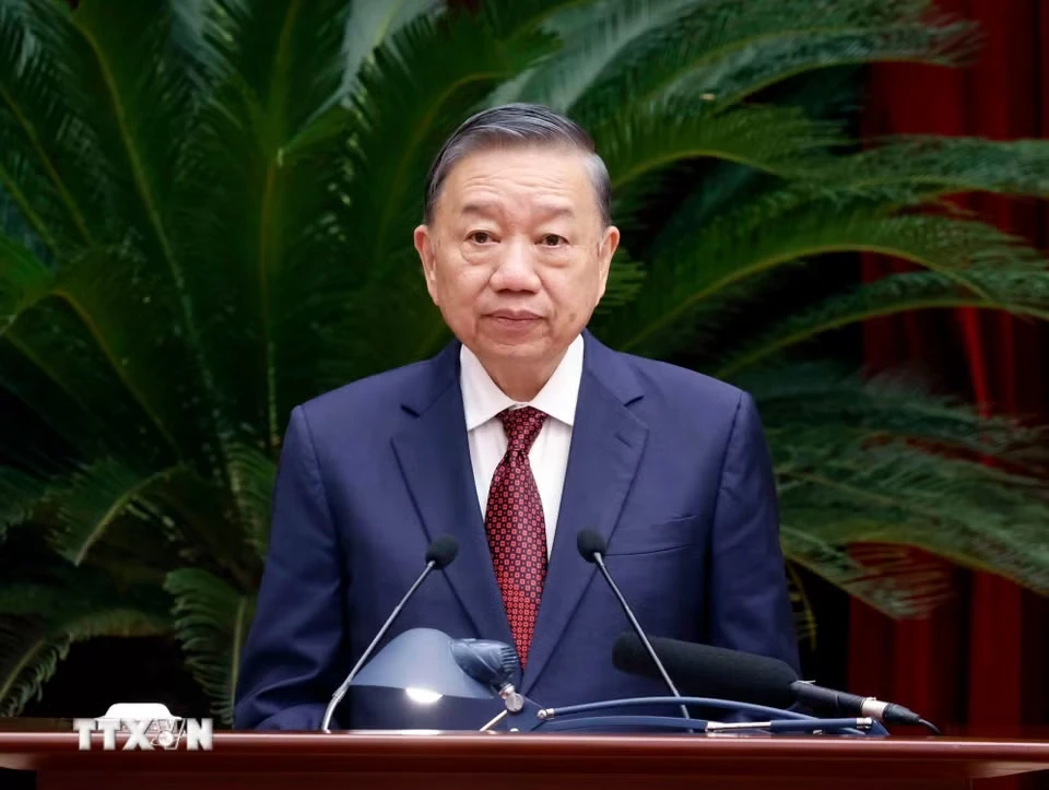 ttxvn-2407-be-mac-hoi-nghi-lan-3-ban-chap-hanh-trung-uong-dang-3jpg-1.png