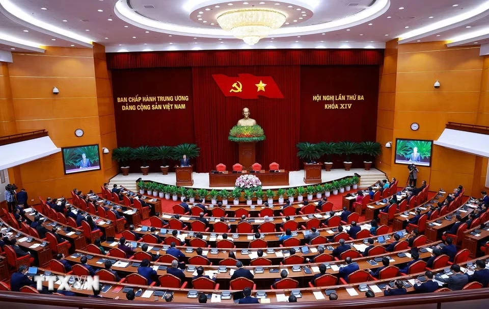 ttxvn-2407-be-mac-hoi-nghi-lan-3-ban-chap-hanh-trung-uong-dang-1jpg.png
