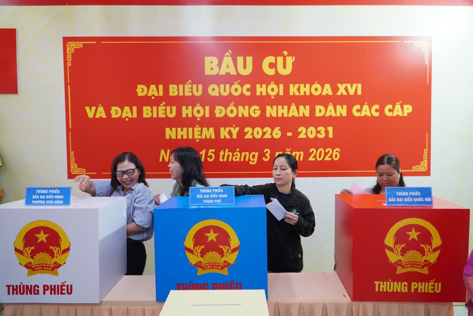 Vận hành thử nghiệm quy trình bỏ phiếu tại TP Hồ Chí Minh.