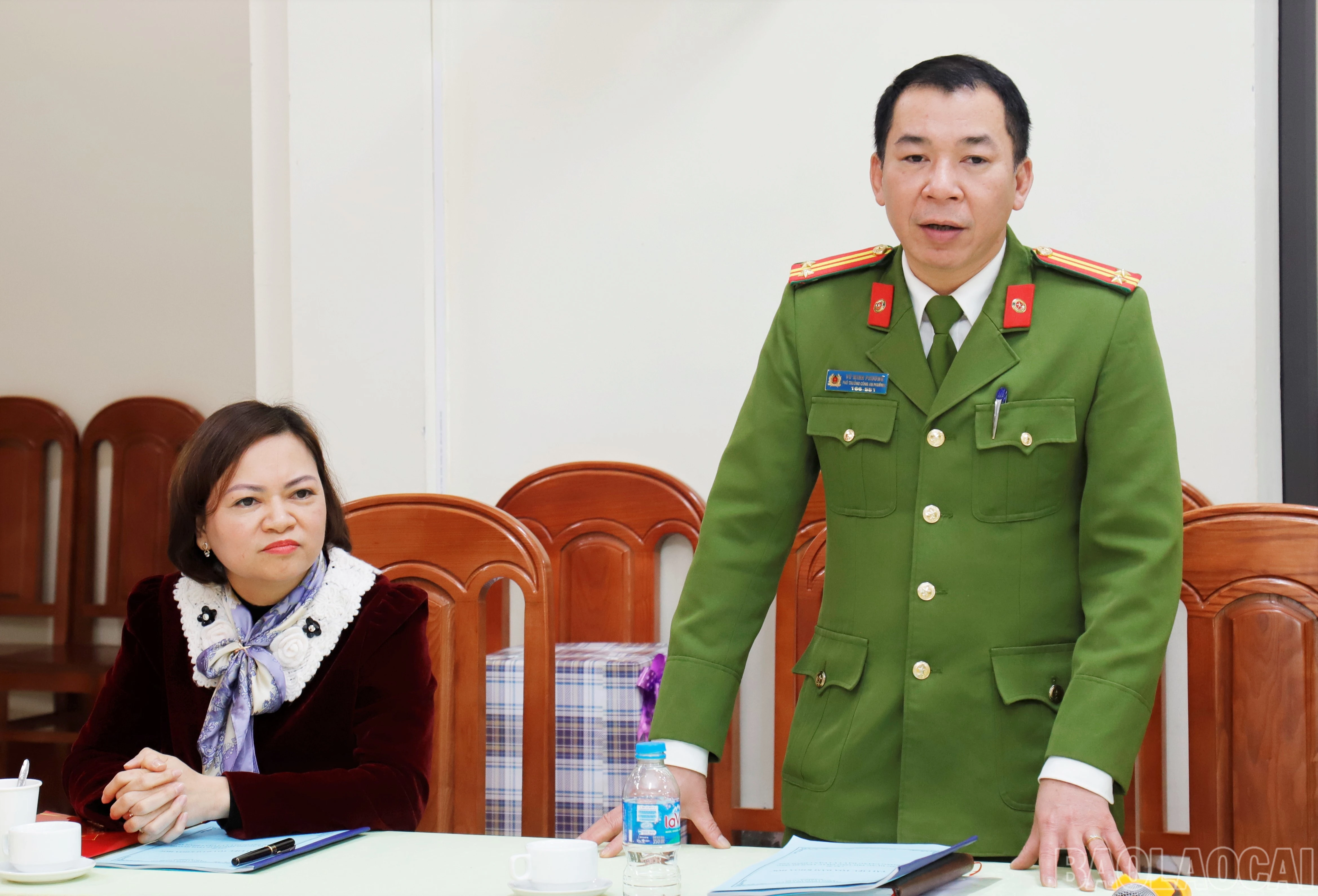 baolaocai-br_lanh-dao-cong-an-phuong-yen-bai-phat-bieu-tai-toa-dam-anh-thanh-nghi-17.jpg