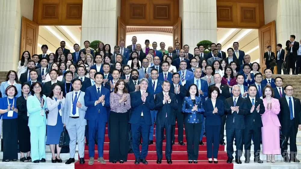 Thủ tướng Chính phủ Lê Minh Hưng và Đoàn đại biểu doanh nghiệp cấp cao Hội đồng Kinh doanh Hoa Kỳ - ASEAN.