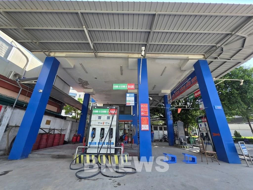 Cửa hàng xăng dầu 386 thuộc Công ty cổ phần Đầu tư và Xây lắp Thành An 386, tại số 7 đường Phạm Văn Đồng, phường Xuân Đỉnh, thành phố Hà Nội. Ảnh: Quốc Lũy/TTXVN