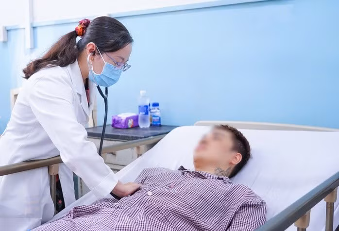 Một ca ngộ độc thực phẩm cấp cứu tại Bệnh viện Nhân dân Gia Định TPHCM.