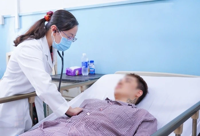 Một ca ngộ độc thực phẩm cấp cứu tại Bệnh viện Nhân dân Gia Định TPHCM.