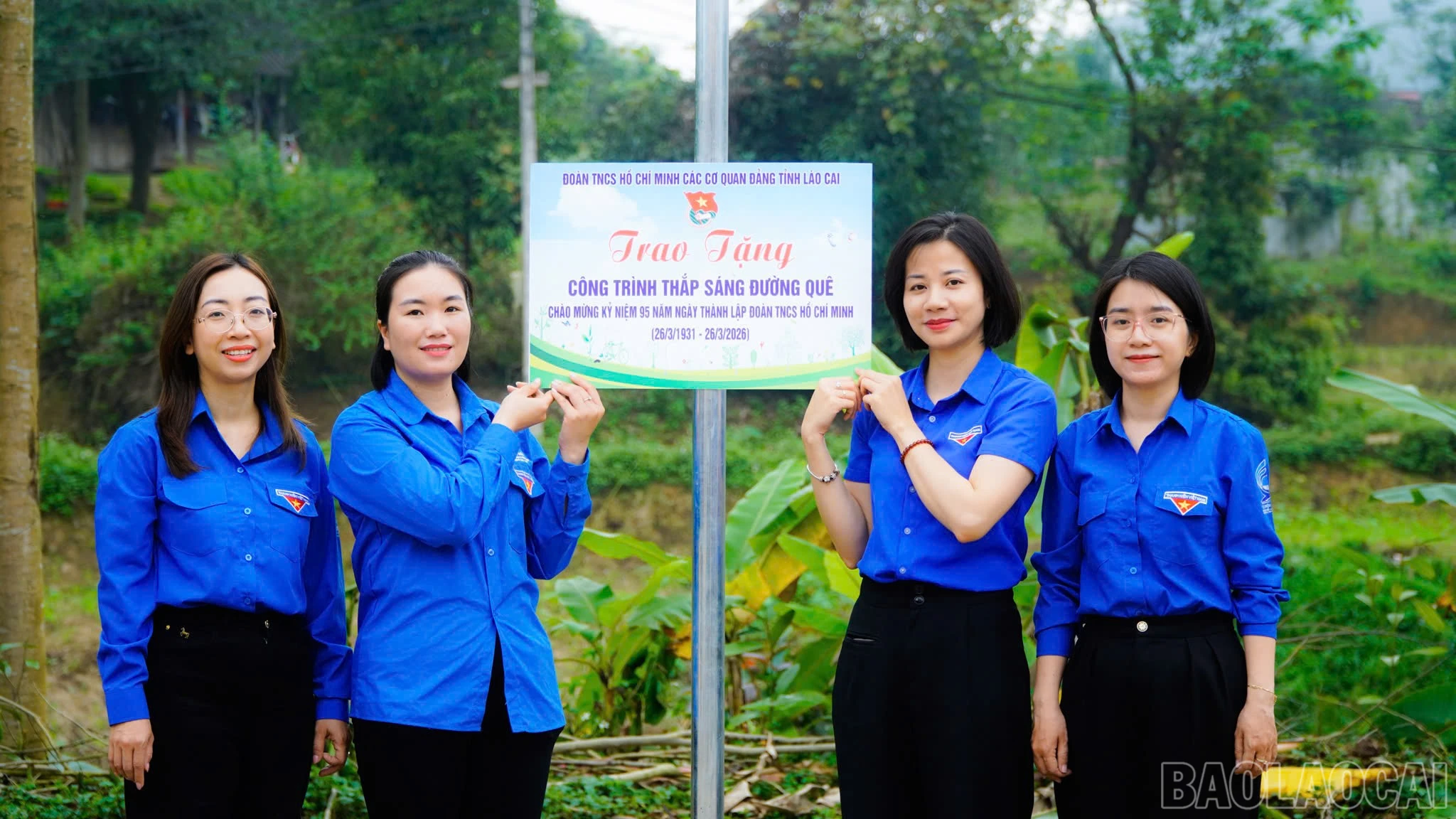 baolaocai-br_cong-trinh-thap-sang-duong-que.jpg