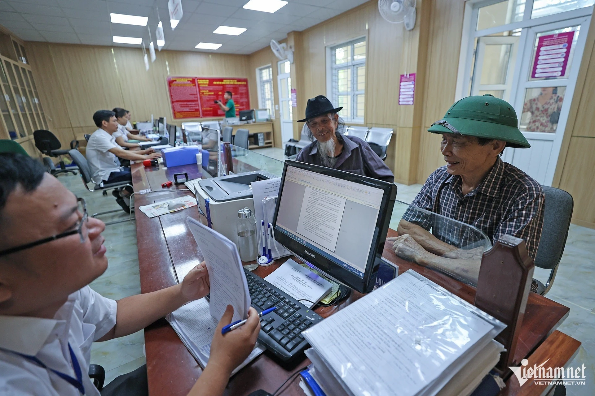 le-anh-dung-w-a58i4093-103810-51-1.jpg