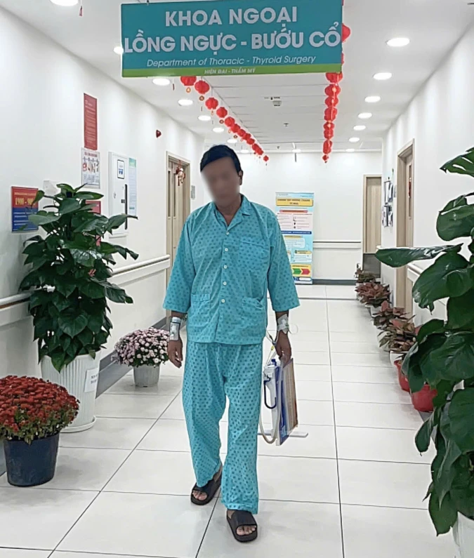 Người bệnh có thể đi lại từ ngày hậu phẫu thứ nhất.