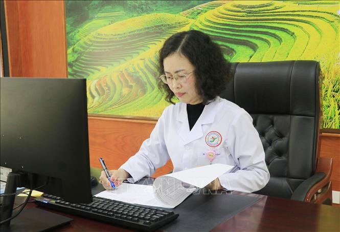 Ngoài nhiệm vụ chuyên môn, bác sĩ Vũ Thị Châu Loan còn tích cực nghiên cứu khoa học với nhiều đề tài được ứng dụng trong thực tiễn.