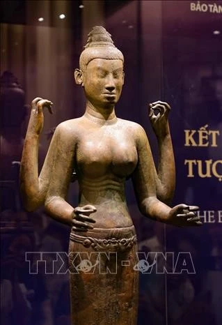 Tượng đồng Nữ thần Durga. Ảnh: Thanh Tùng/TTXVN