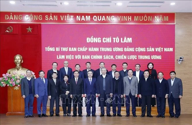 Tổng Bí thư Tô Lâm và các đại biểu.