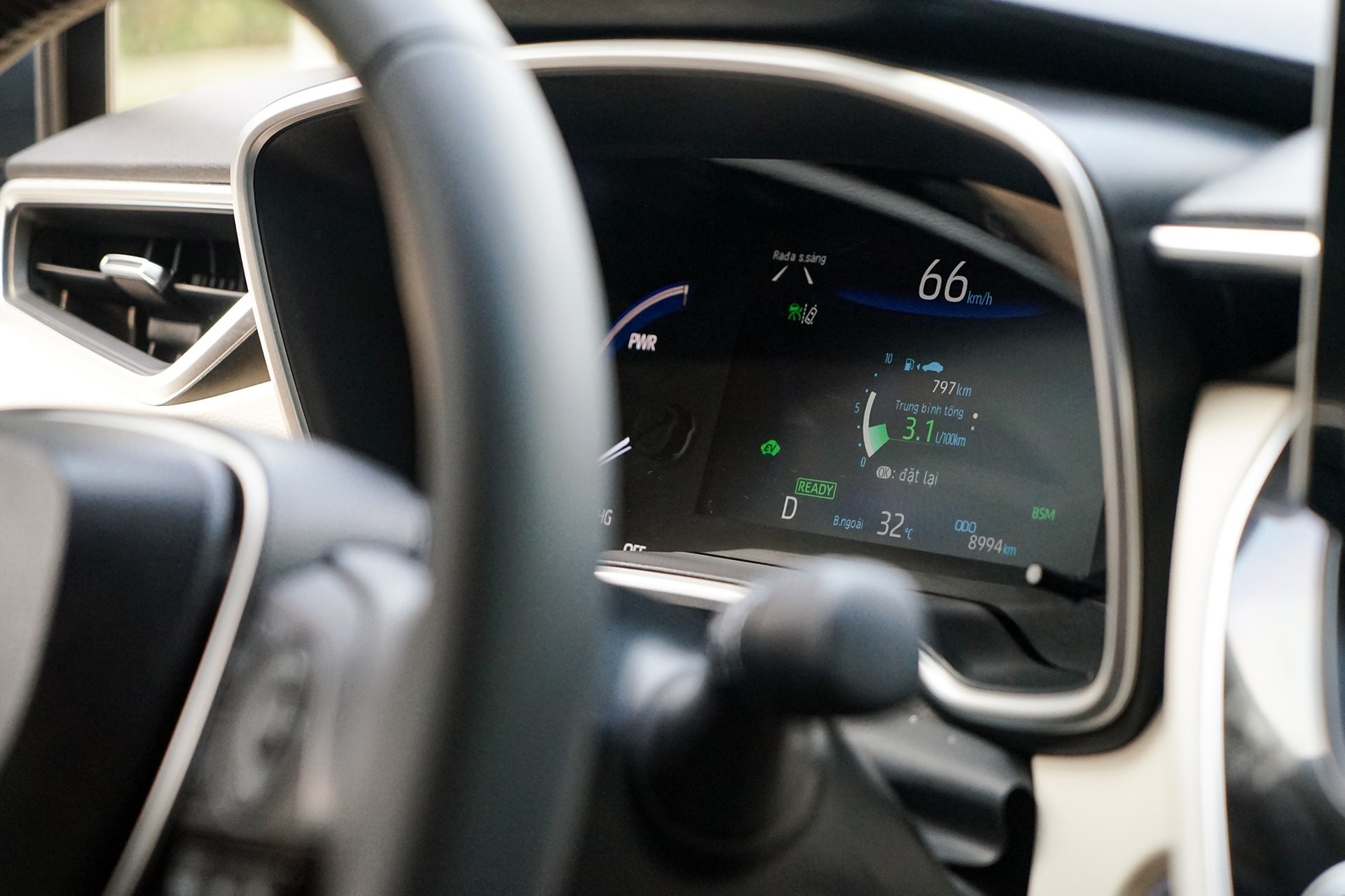 Các mẫu xe xăng có hệ truyền động hybrid hiện nay đều có mức tiết kiệm nhiên liệu hết sức ấn tượng.