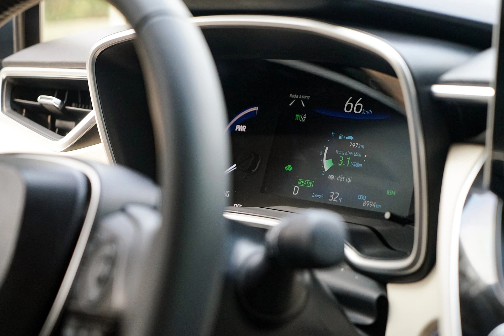 Các mẫu xe xăng có hệ truyền động hybrid hiện nay đều có mức tiết kiệm nhiên liệu hết sức ấn tượng.