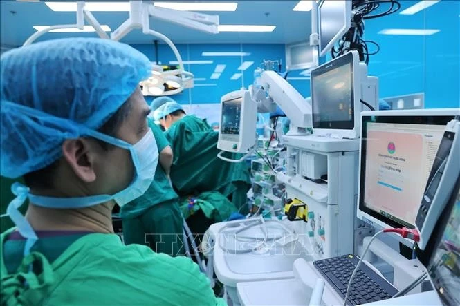 Việc ứng dụng các tiến bộ công nghệ trong theo dõi chức năng phổi, kiểm soát thải ghép, hỗ trợ hô hấp và hồi sức sau mổ đã góp phần nâng cao tỷ lệ thành công, rút ngắn thời gian hồi phục sau ghép và mở ra cơ hội sống cho nhiều bệnh nhân mắc bệnh phổi giai đoạn cuối.